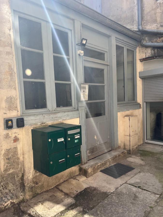Logement Au Coeur De Dole Eksteriør billede